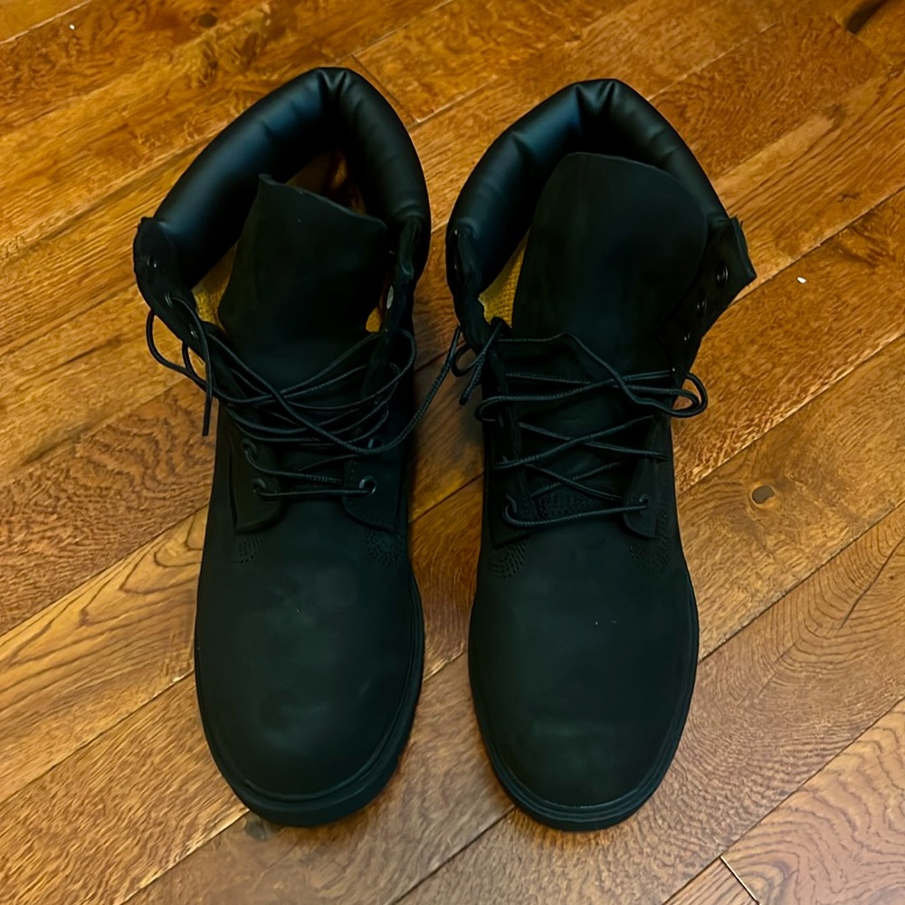 Timbs - Picture 2 of 7